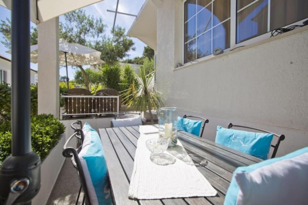 Apartman Tino With Two Sunny Terace ฮวาร์ ภายนอก รูปภาพ